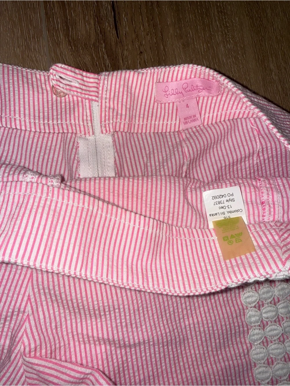 Lilly Pulitzer Pink and White Striped Seersucker Liza Shorts size 4
